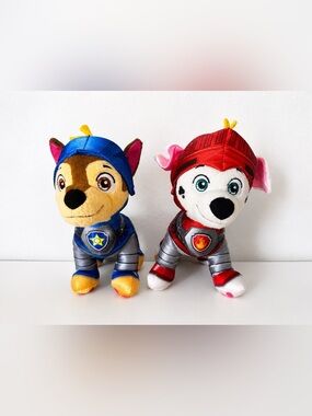 Nickelodeon PAW Patrol Rescue Knights Plush Set Chase & Marshall Knight Armor